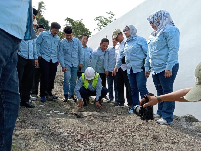 					Ketua DPD REI Sulsel Peletakan Batu Pertama Pembangunan Masjid di Perumahan Punggawa Residence. (Foto: Istimewa)