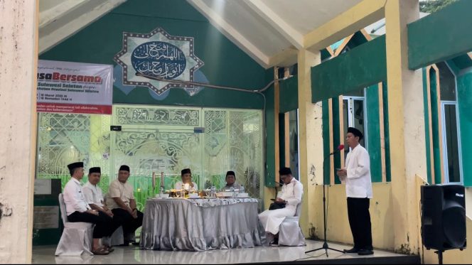 					Gubernur Sulsel Andi Sudirman Sulaiman hadiri acara buka puasa bersama ASN di Dinas Kesehatan (Dinkes) Sulsel (dok.)