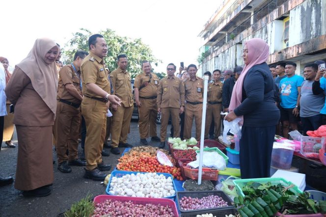 					Jaga Stabilitas Harga dan Stok Pangan Jelang Ramadan, Wabup Gowa Lakukan Kunjungan Pasar