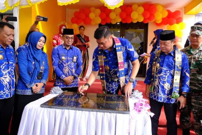 					Adnan-Kio Tuntaskan Tiga Pembangunan Puskesmas di Gowa