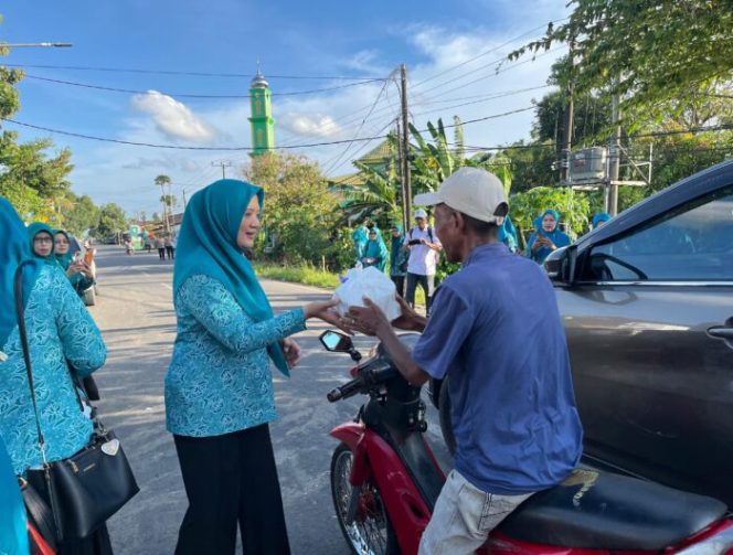 					Selesai Berbagi Takjil oleh TP PKK Kabupaten Takalar di seluruh kecamatan se kabupaten Takalar