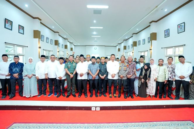 					Gubernur Sulsel Tegaskan Pentingnya Infrastruktur Jadi Kunci Utama Investasi