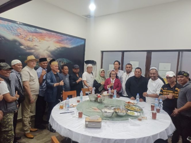 					Silaturahmi dan Buka Puasa FBR. (Foto: Istimewa)
