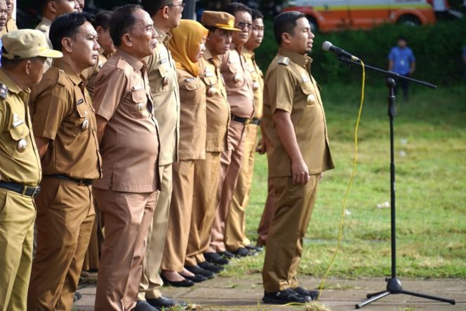					Wali Kota Parepare Tasming Hamid Pimpin Apel Perdana Usai Libur Lebaran. (Foto: Berita.News/ Syarif)