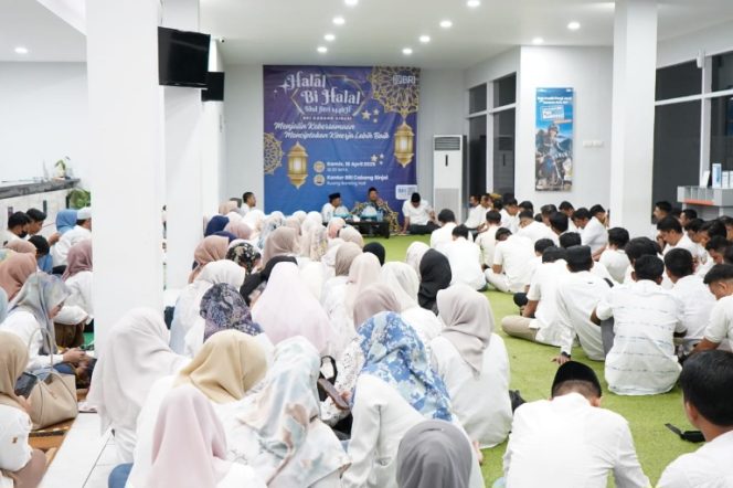 					Halal Bihalal BRI Cabang Sinjai. (Foto: Istimewa)