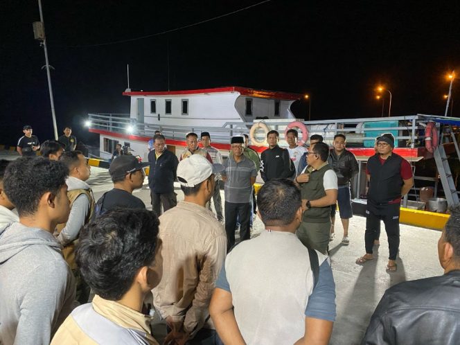 					Kunjungan Kerja Kapolres Selatar ke Wilayah Kepulauan dengan Menyambangi Lima Kecamatan. (Foto: Ist/ Humas)