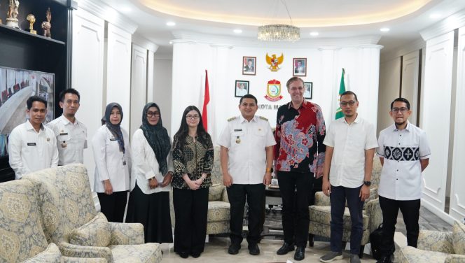 					Pemkot Tawarkan Kerjasama Potensi Makassar ke Dubes Belanda