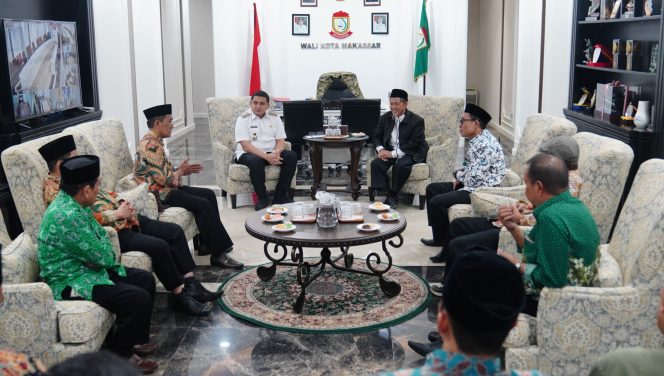 					Wali Kota Munafri Arifuddin saat menerima kunjungan pengurus Muhammadiyah Kota Makassar (dok.)