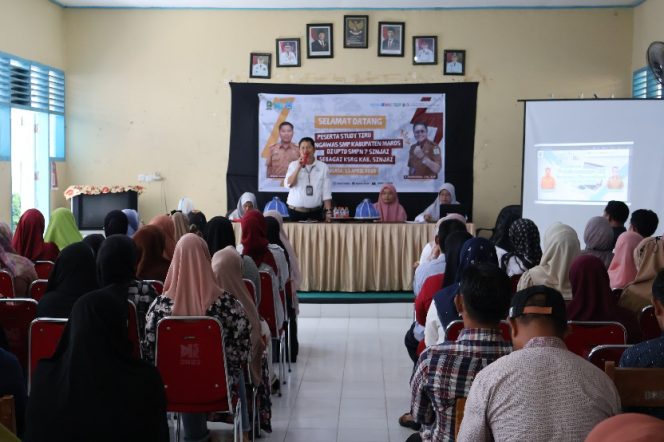 					Sosialisasi Pelaksanaan Ujian Berbasis Chromebook di SMPN 7 Sinjai. (Foto: Istimewa)