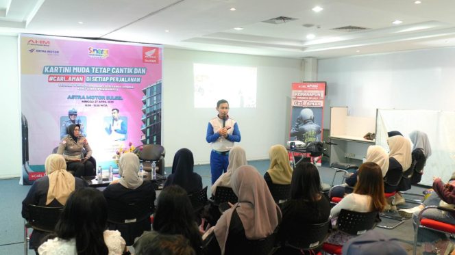 					Asmo Sulsel Edukasi Keselamatan Berkendara untuk Kartini Masa Kini