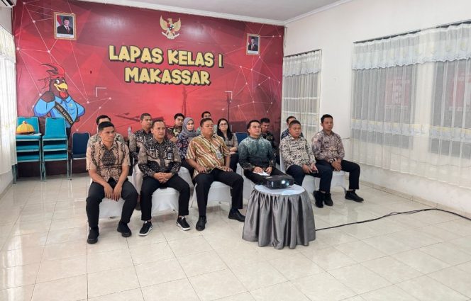 					Dirjenpas Tekankan Pembinaan dan Razia Rutin, Lapas Makassar Ikuti Arahan Virtual