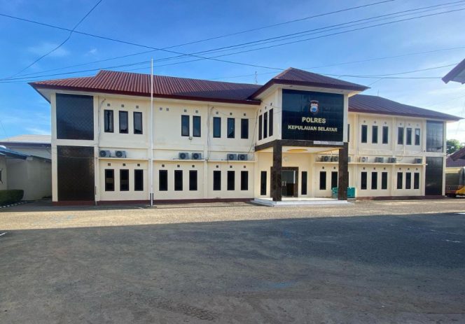 					Kantor Polres Kepulauan Selayar, Sulawesi Selatan. (Foto: Istimewa)