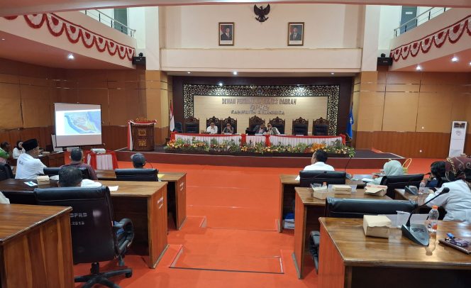					RDP Polemik Tahura Bontobahari di DPRD Bulukumba. (Foto: Berita.News/ Syarif)