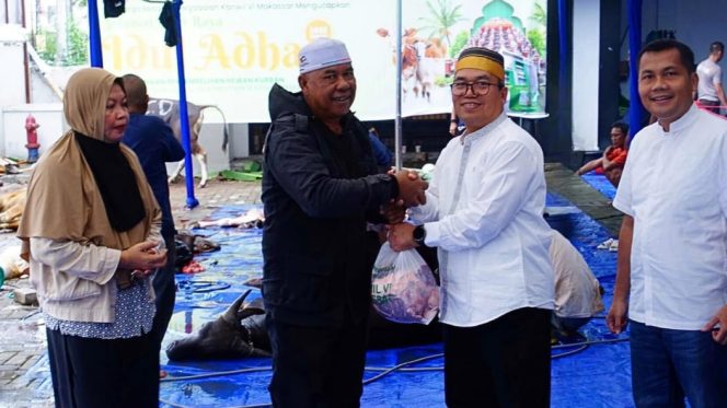 					Pegadaian Kanwil Makassar Salurkan 80 Ekor Kurban di Hari Raya Idul Adha 1446 H