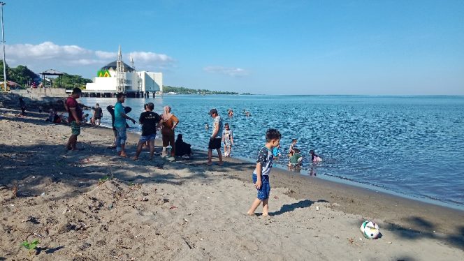 					Penampakan Terbaru Pantai Ku yang Sebelumnya Tak Terawat. (Foto: Istimewa)