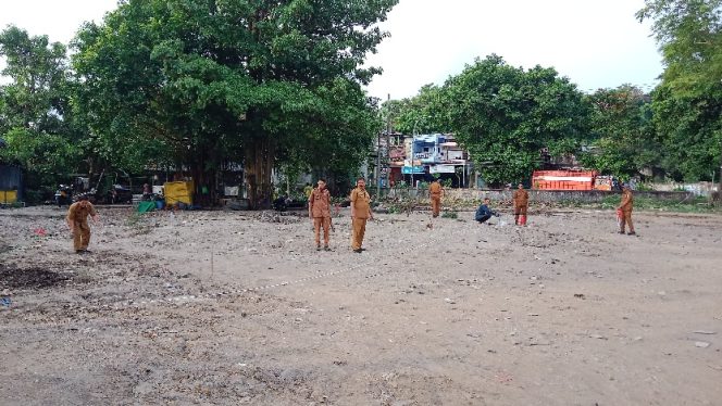 					Peninjauan dan Penataan Area Relokasi PKL. (Foto: Berita.News/ Wahyu)
