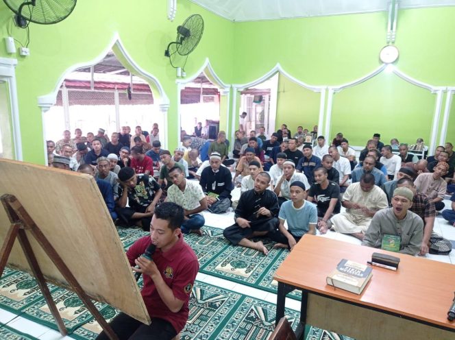 					Hari Libur, Warga Binaan Lapas Narkotika IIA Sungguminasa Tetap Belajar Ilmu Agama