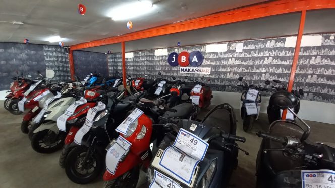 					Lokasi Penampungan Kendaraan Siap Lelang PT JBA Cabang Makassar (foto.andi Khairul)