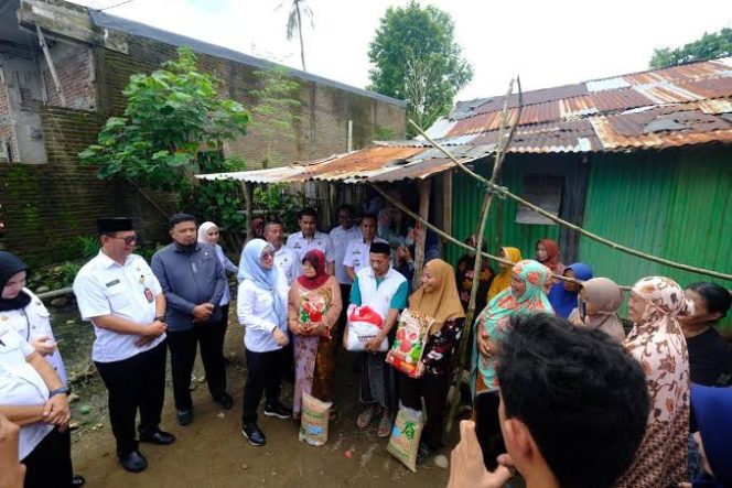 					Tuntaskan Miskin Ekstrem, Bupati Gowa Minta Pimpinan SKPD Jadi Orang Tua Asuh 