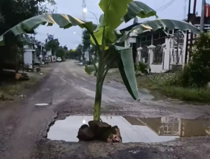 jalan-rusak
