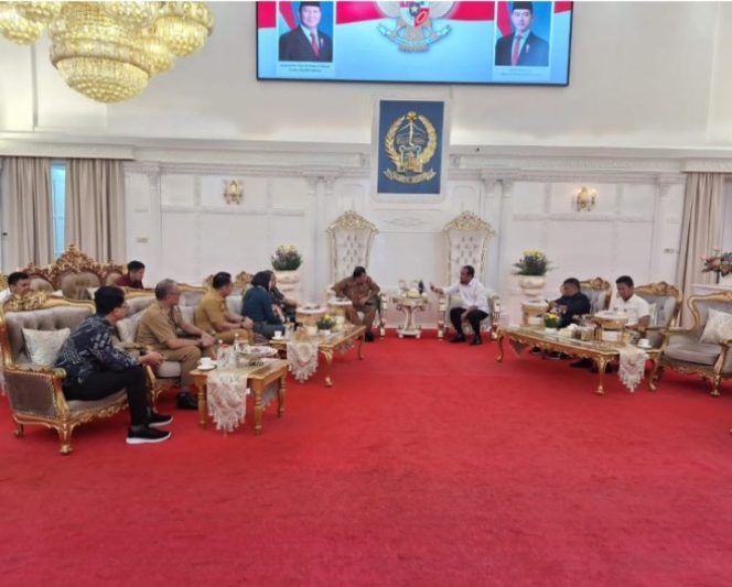 					Gubernur, Bupati Takalar, dan Direktur PT Huadi Nickel Bahas Penanganan Abrasi di Pesisir Galesong hingga Marbo