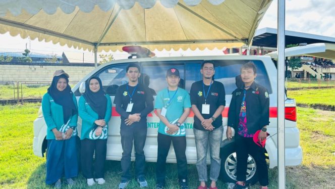 					Tim Medis Dinas Kesehatan Kabupaten Sinjai. (Foto: Istimewa)