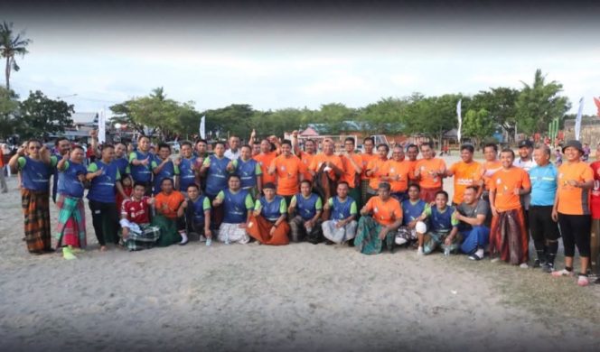 					DPRD Bulukumba Ramaikan Laga Sepak Bola Sarung HUT ke-80 RI