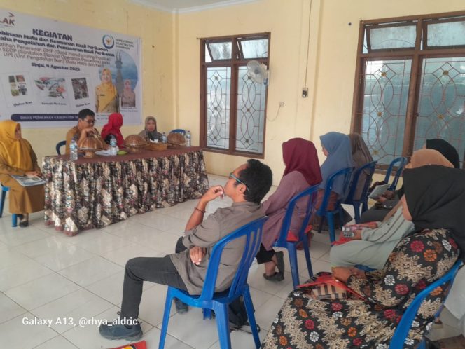 					Tingkatkan Mutu Olahan Ikan, Dinas Perikanan Sinjai Gelar Pelatihan GMP dan SSOP