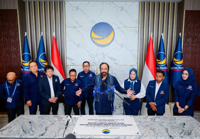 					Surya Paloh Resmikan NasDem Tower Sulsel, Apresiasi Peran RMS – Fatmawati