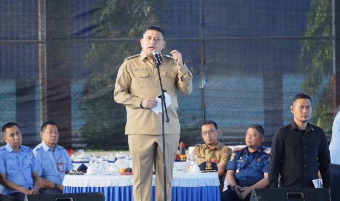 					Munafri Minta PDAM Berbenah, Soroti Praktik KKN