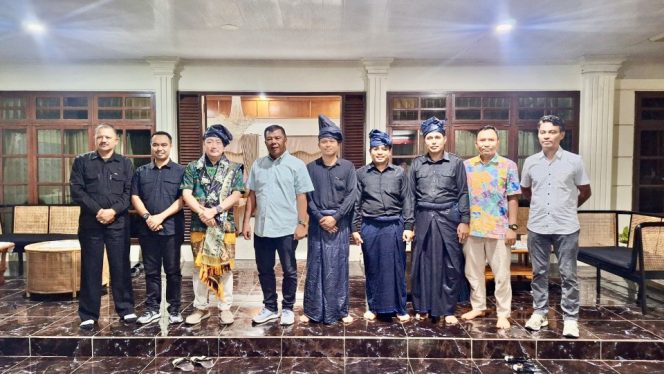 					Presiden IDN Los Angeles Kunjungi Bulukumba, Tertarik Budaya Kajang dan Perahu Pinisi