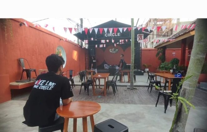 					Kafe The Circle Bulukumba. (Foto: Berita.News/ Syarif)
