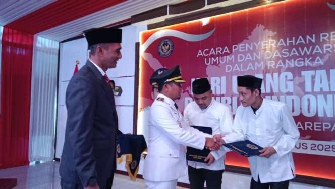 					Penyerahan SK Remisi ke WBP Lapas Parepare. (Foto: Istimewa)