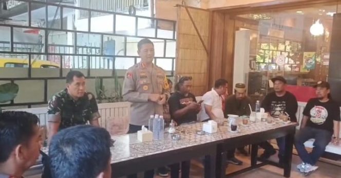					Ormas, Polrestabes, dan TNI Sepakat Jaga Makassar Pasca Pembakaran Gedung DPRD Sulsel