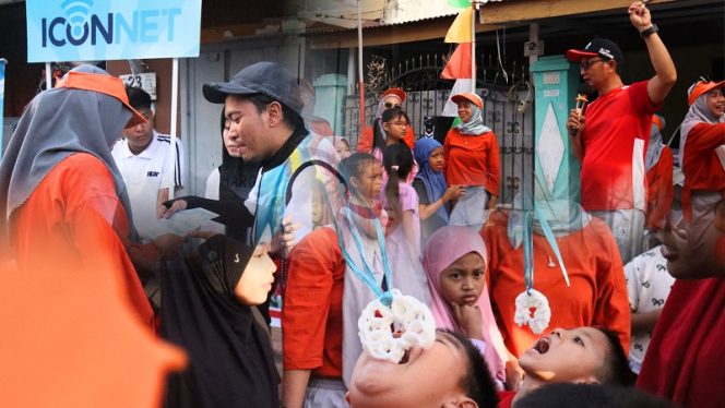 					Rayakan Momen HUT RI , Iconnet Rame Dapat Antusias Warga 
