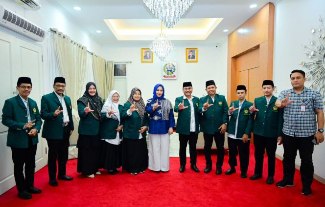 					Audiensi Pengurus LDII Sulsel temui Wakil Gubernur Fatmawati Rusdi (dok)