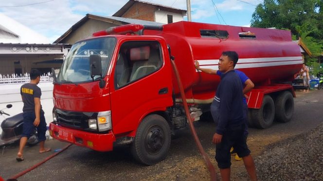 					Mobil Damkar Bulukumba Siaga Antisipasi Kebakaran Memasuki Musim Kemarau. (Foto: Istimewa)