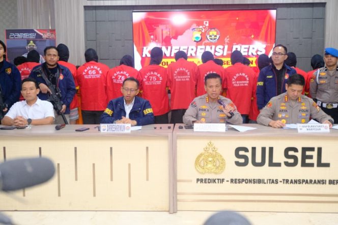					Konfrensi Pers Penetapan Tersangka Kasus Pembakaran Kantor DPRD Sulsel dan Makassar. (Foto: Istimewa/ Humas)