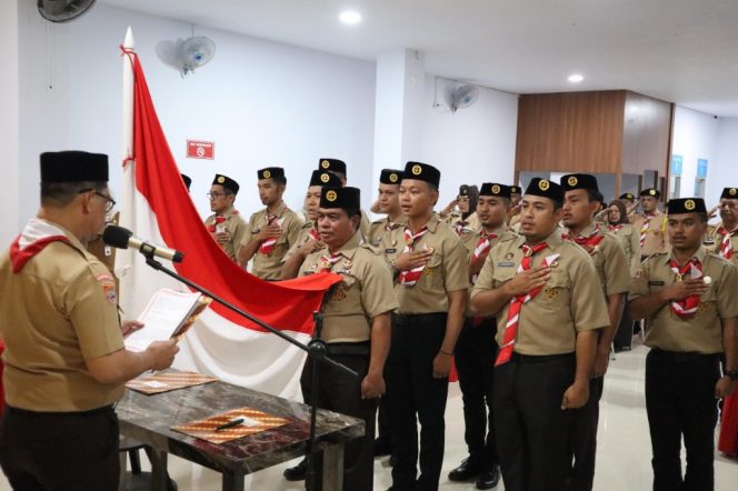 					Pelantikan Pengurus Pramuka Satuan Komunitas (Sako) Gugus Depan 04-155/04-156. (Foto: Istimewa)