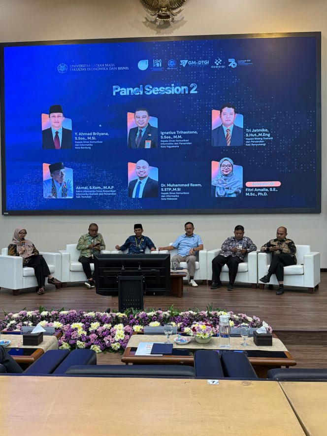 					Kepala Diskominfo Makassar Muhammad Roem di Seminar Nasional Gadjah Mada Digital (dok)