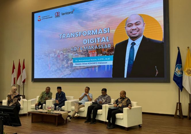 					Seminar Nasional GMD-DTGI, M Roem Paparkan Capaian Smart City Makassar