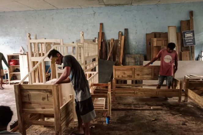 					Warga Binaan Rutan Barru Produktif Hasilkan Karya Kreatif dari Balik Jeruji