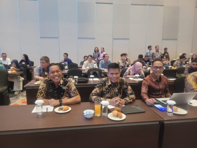 					Kadis Kominfo Ikuti Rakor Percepatan Pembentukan TTIS se-Sulawesi. (Foto: Istimewa)