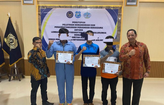 					WBP Lapas Bulukumba Kini Punya Sertifikat Resmi, Siap Pulang Jadi Wirausahawan Mandiri