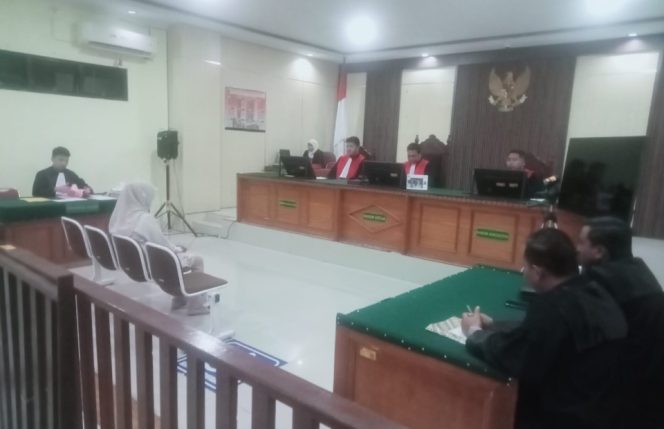 					Sidang Putusan di Pengadilan Negeri Idi. (Foto: Ist)