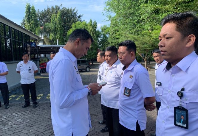 					Lapas Parepare Grebek HP Pegawai di Apel Pagi, Ada Apa?