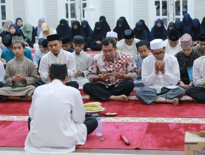 					Pemkab Takalar Dzikir dan Doa Bersama Santri Ponpes Ahlul Janna Hidayatullah Paddinging
