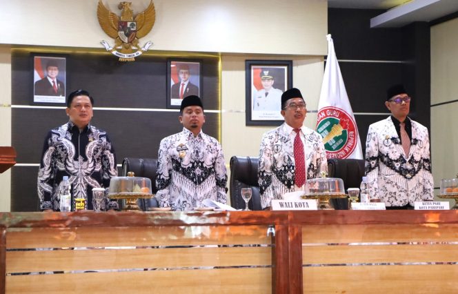 					Konferensi PGRI Kota Parepare di Auditorium BJ Habibie. (Foto: Istimewa)