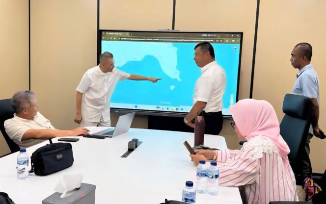 					Pertemuan Membahas Potensi Kerjasama Ekspor Hasil Perikanan dan Komoditas Pinang dari Bulukumba. (Foto: Istimewa)