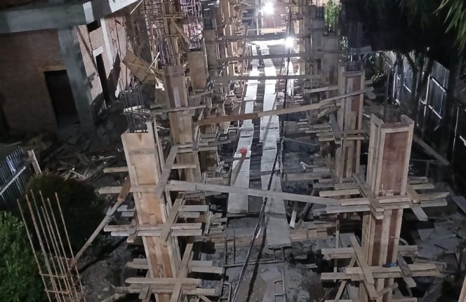 					Proyek Pembangunan Gedung Rawat Inap RSUD Sinjai. (Foto: Istimewa/ Tim)